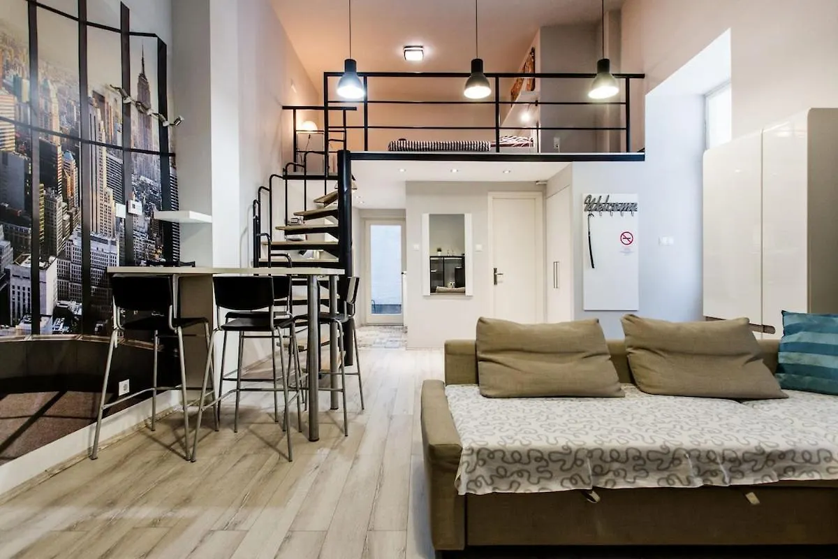 Bank Street Loft In Pest Center Lägenhet Budapest